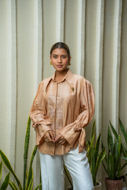 Tie-up sleeves notch collar shirt